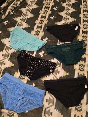 Victoria Secret  6 Set Panty Pack in Black, Teal & Blue